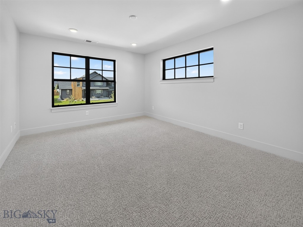 86 Hilgard Peak Court Property Photo 13