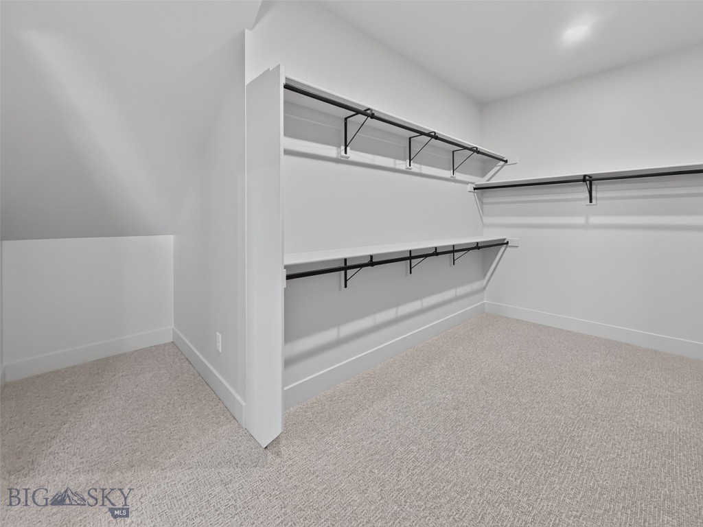 86 Hilgard Peak Court Property Photo 16