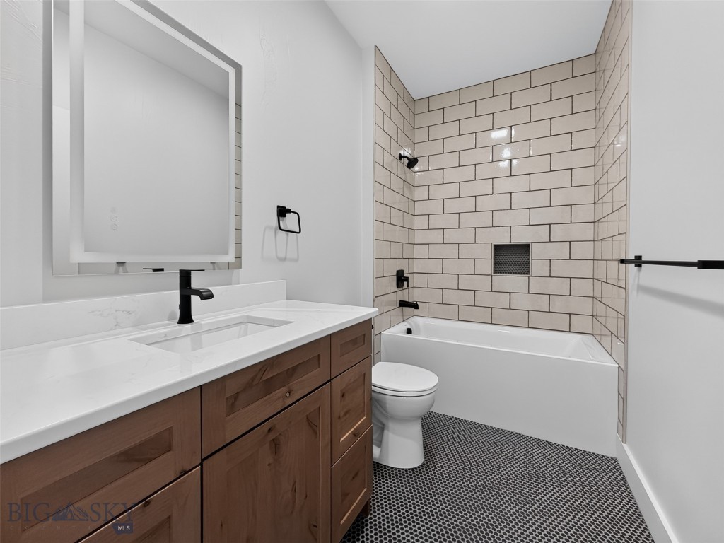 86 Hilgard Peak Court Property Photo 22