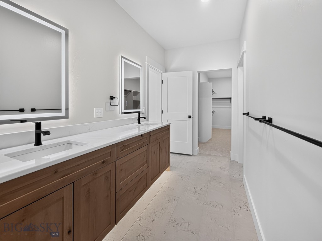 86 Hilgard Peak Court Property Photo 33