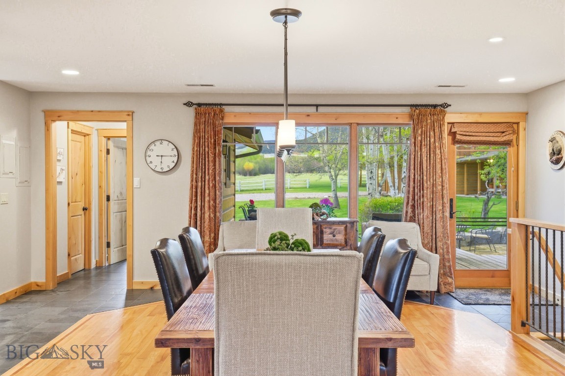 2081 Little Bear Road Property Photo 33