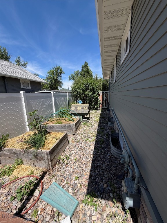 2116 8th Avenue N Property Photo 44