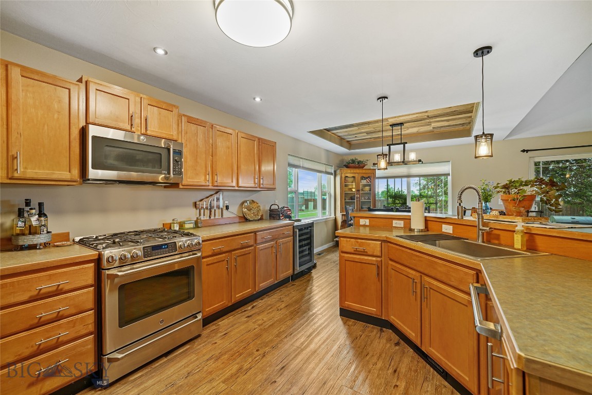 325 Mactavish Lane Property Photo 18