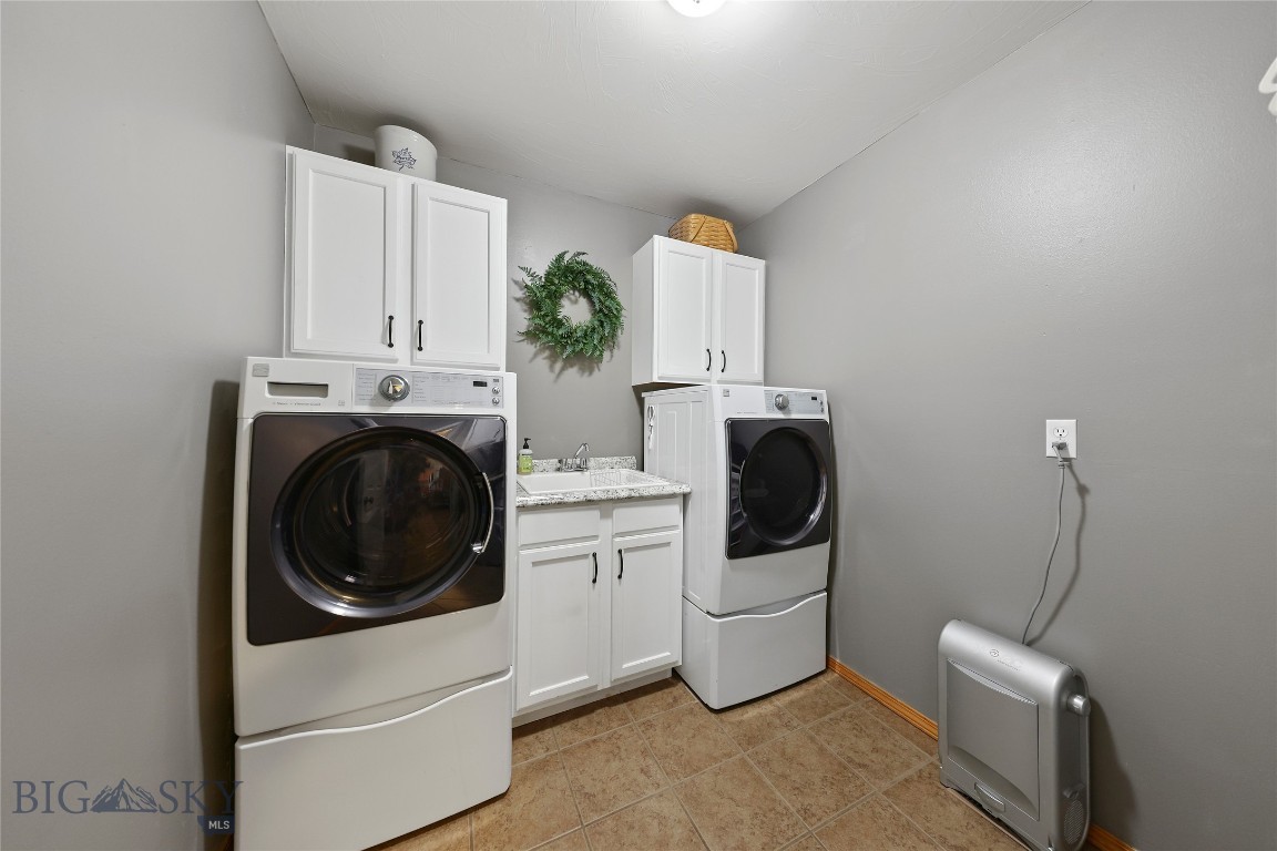 325 Mactavish Lane Property Photo 37