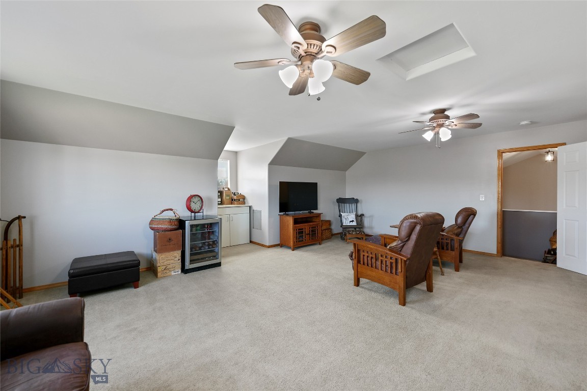 325 Mactavish Lane Property Photo 44