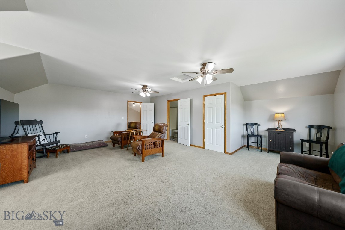 325 Mactavish Lane Property Photo 45
