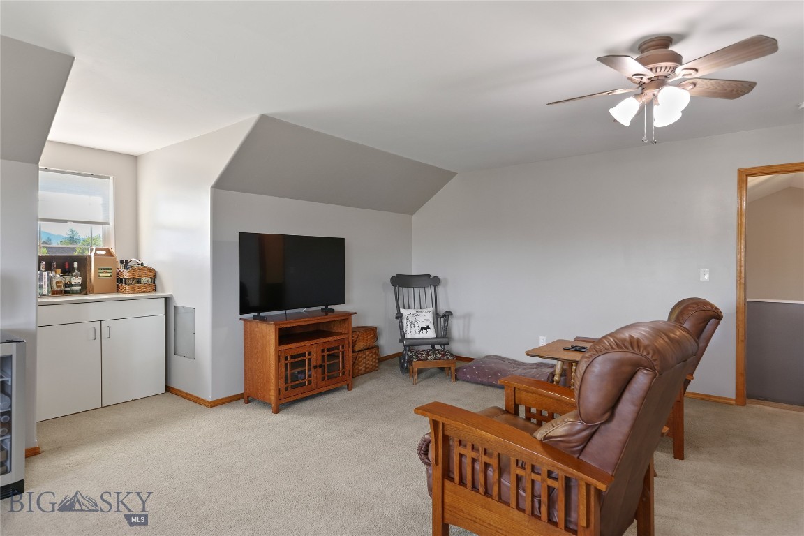 325 Mactavish Lane Property Photo 46