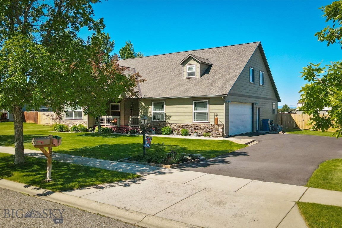 325 Mactavish Lane Property Photo 61