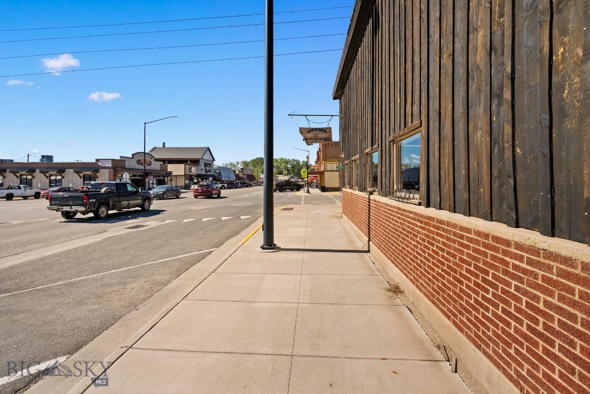 201 S Main Street Property Photo 47