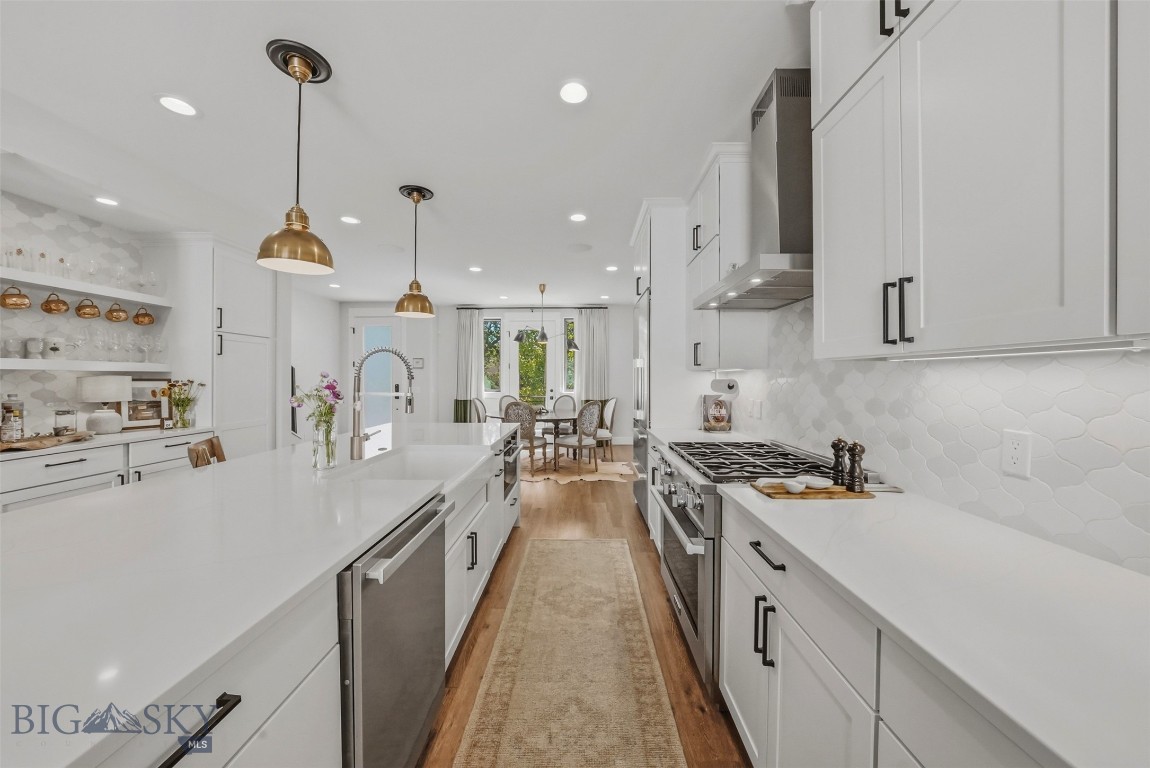 463 N Willson Avenue Property Photo 8