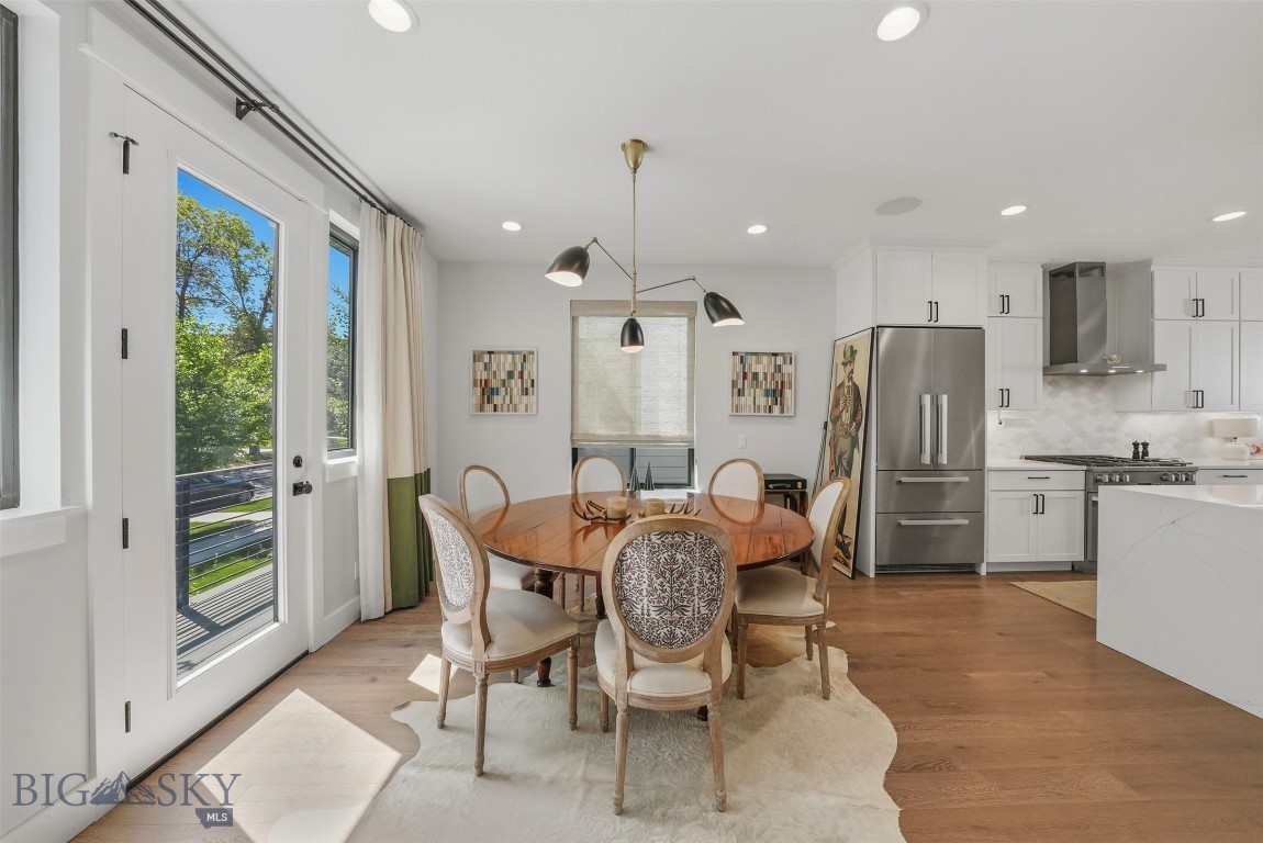 463 N Willson Avenue Property Photo 11