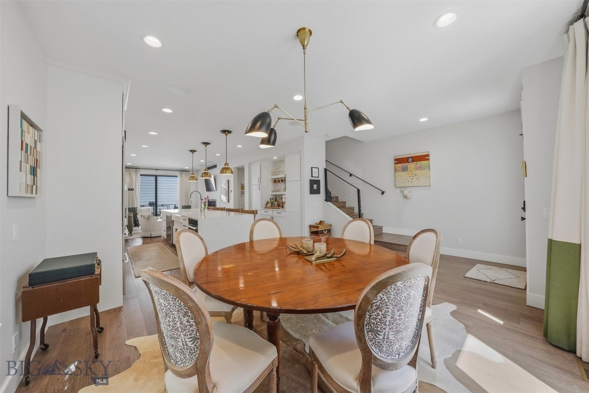 463 N Willson Avenue Property Photo 12