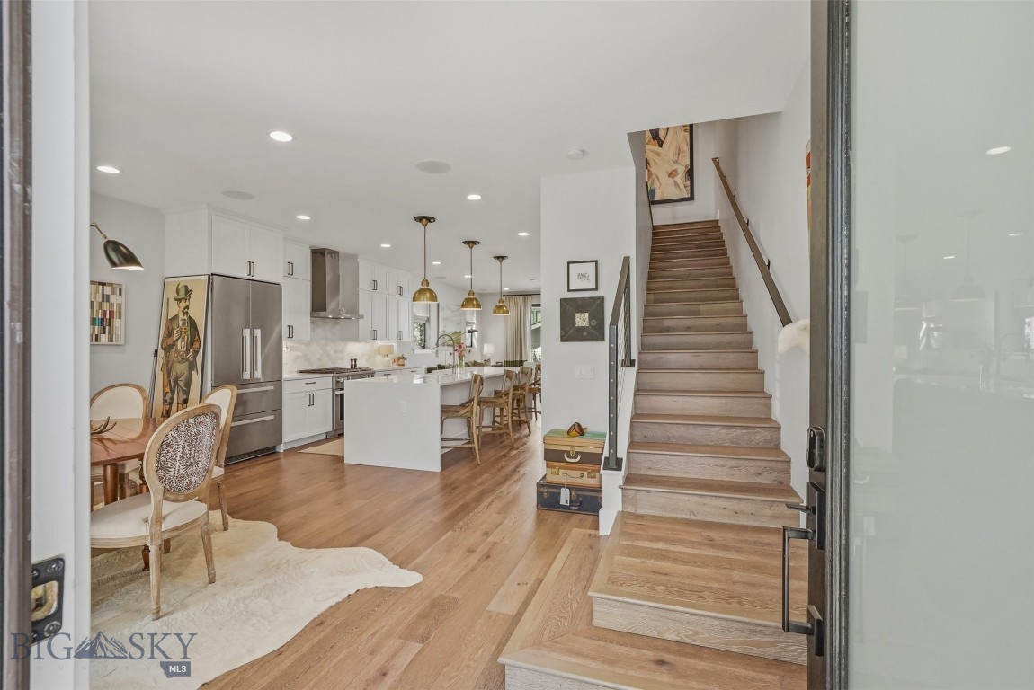463 N Willson Avenue Property Photo 18