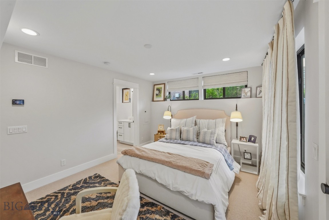 463 N Willson Avenue Property Photo 35