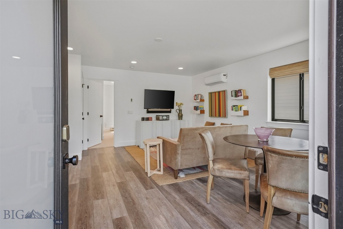 463 N Willson Avenue Property Photo 43
