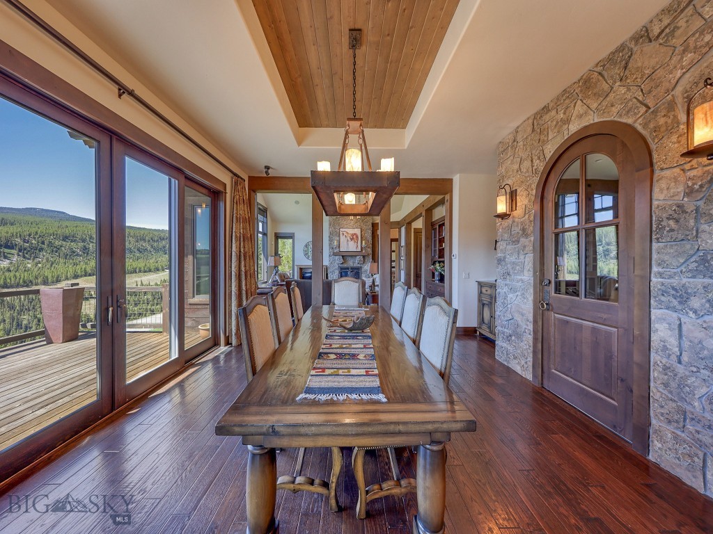 3225 Ousel Falls Road Property Photo 8