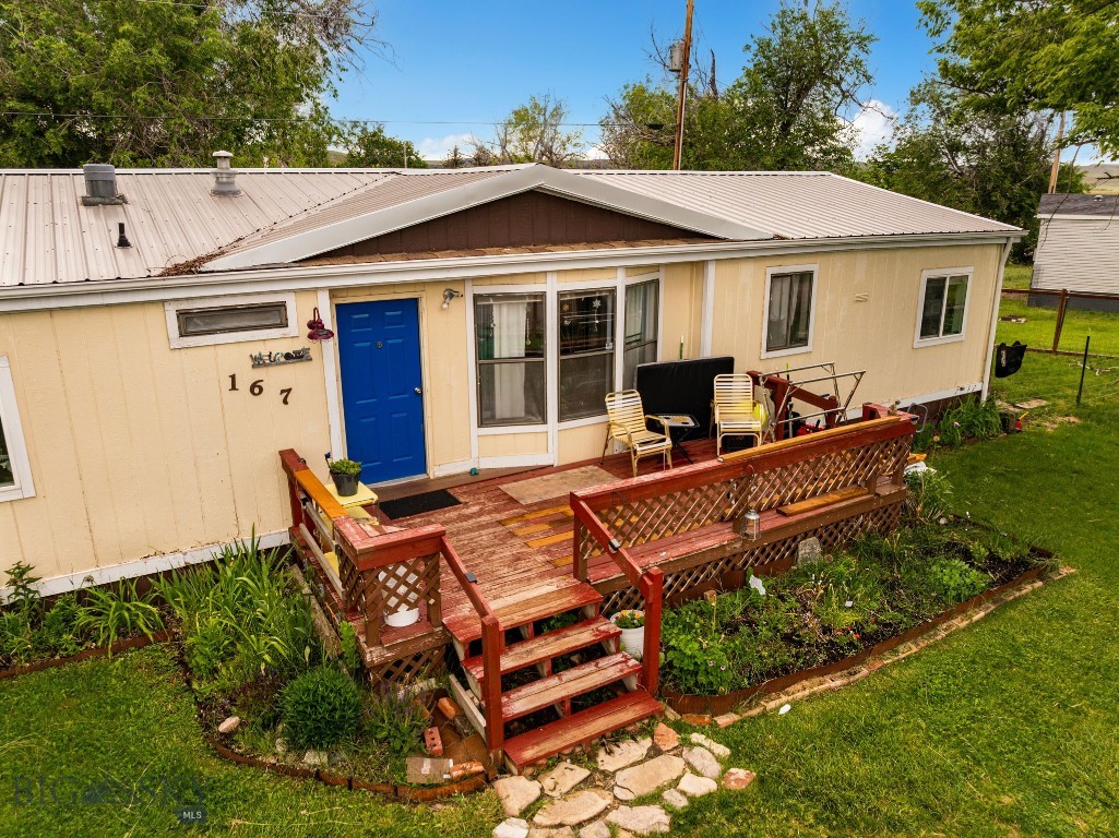 167 D Street Property Photo 8