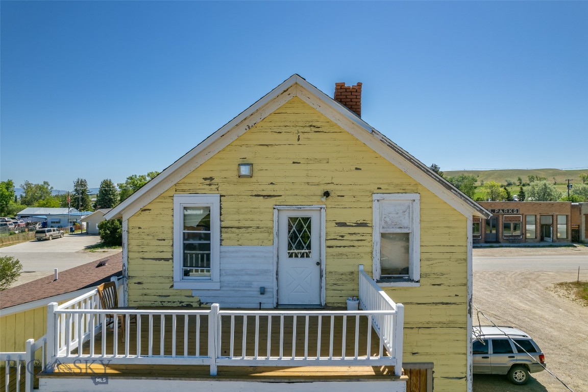 21 Main Street Property Photo 59