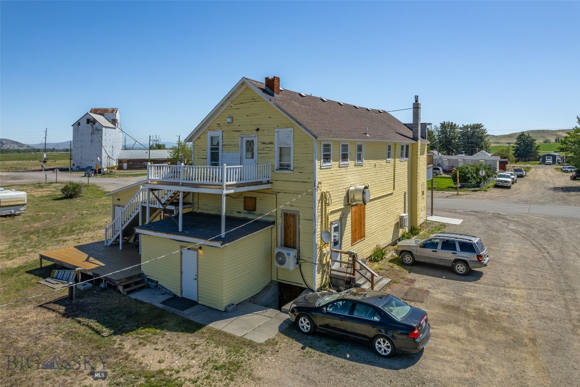 21 Main Street Property Photo 63