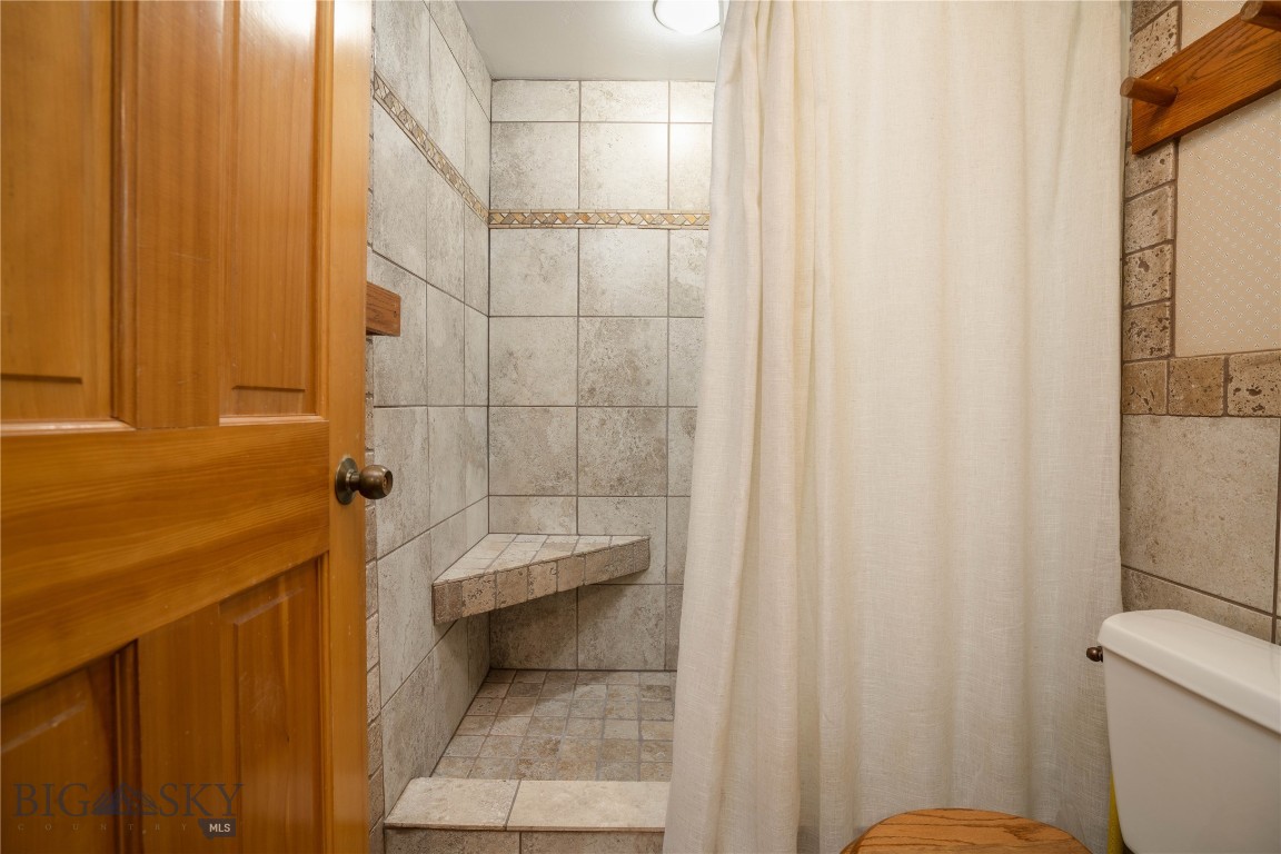 2225 Black Otter 5 Property Photo 17