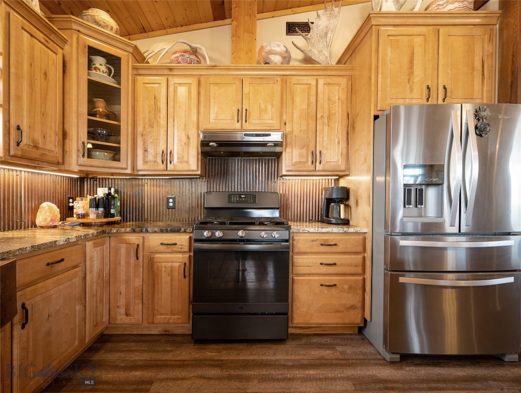 981 Bon Accord Property Photo 14