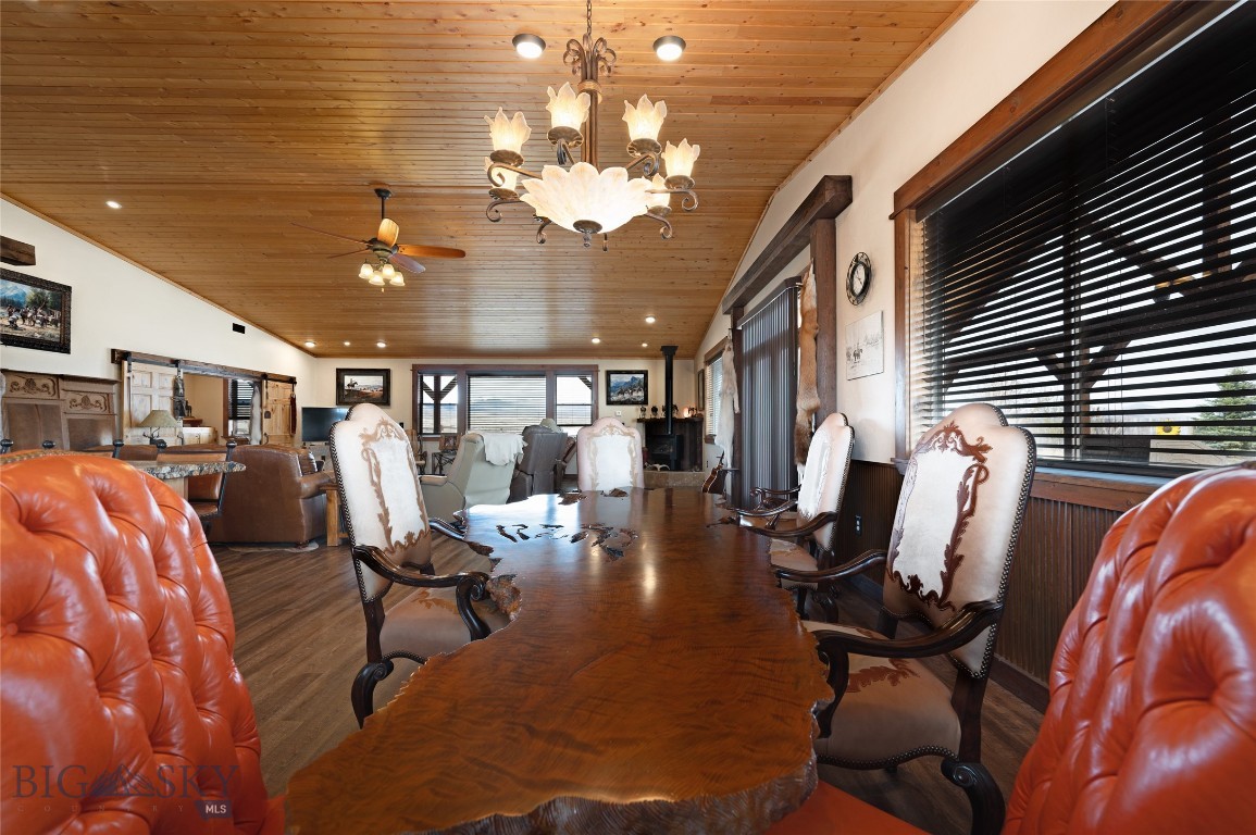 981 Bon Accord Property Photo 17
