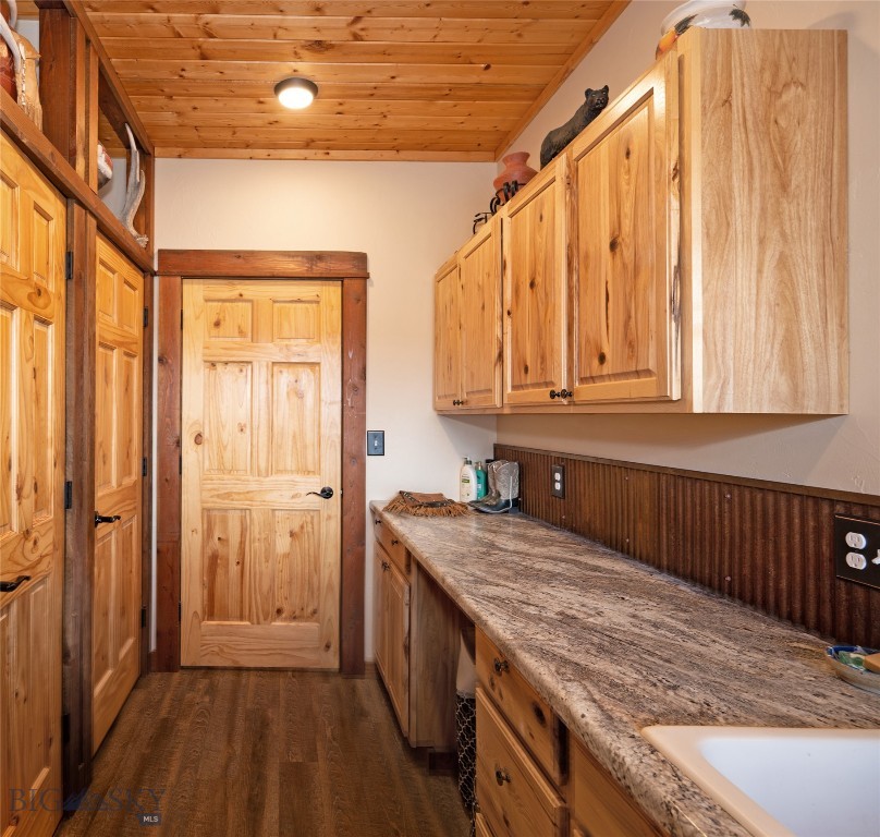 981 Bon Accord Property Photo 22