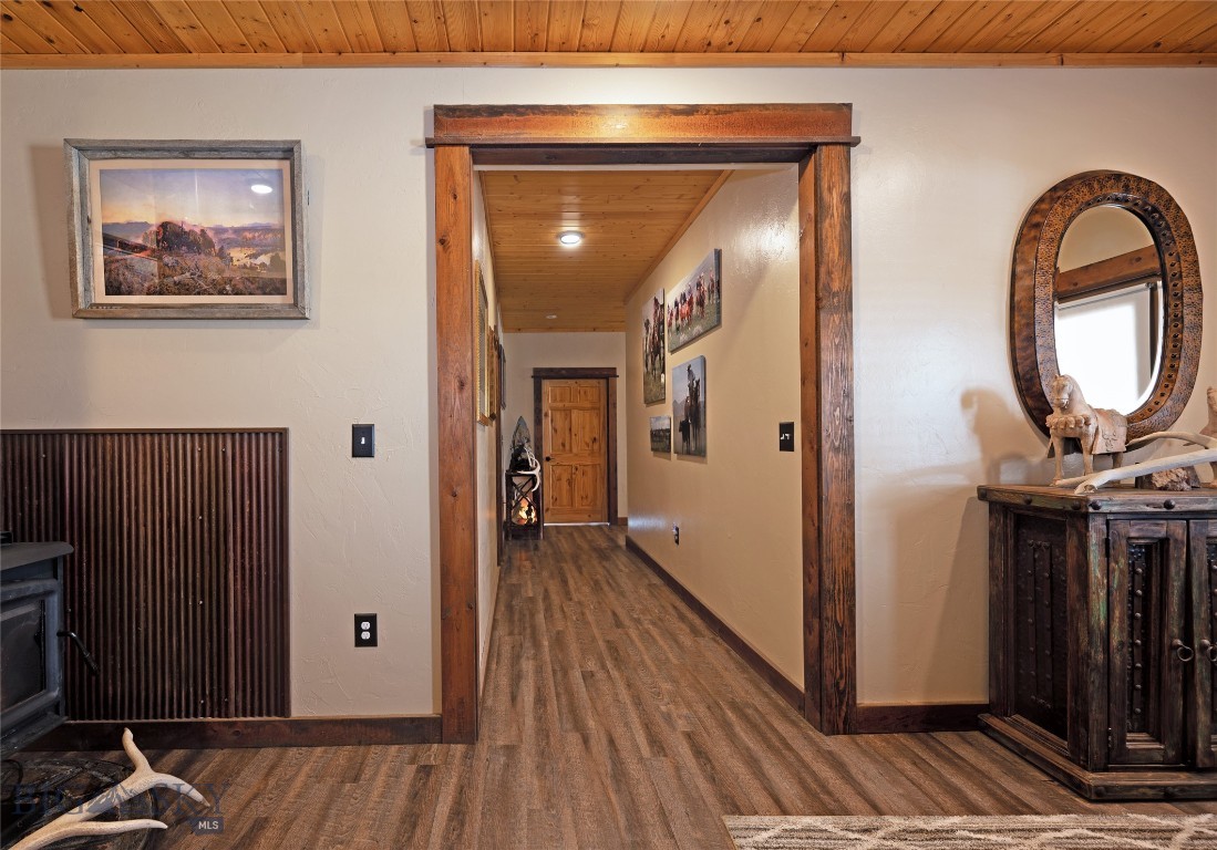 981 Bon Accord Property Photo 31