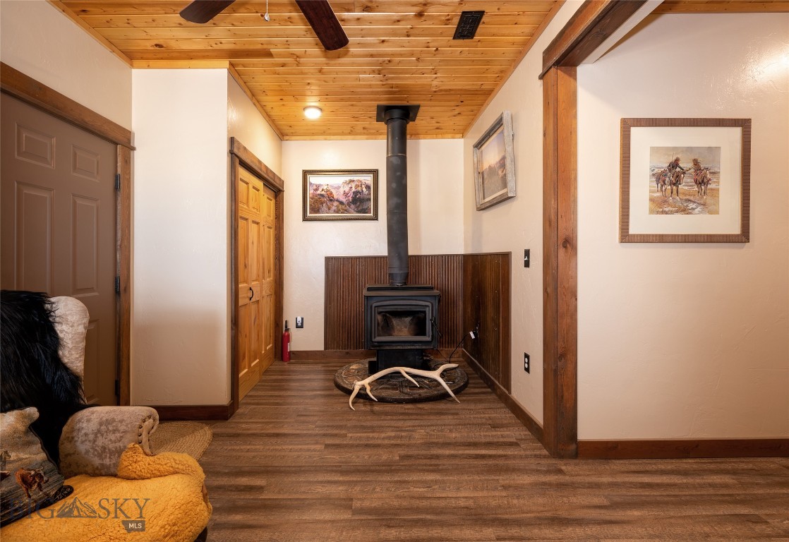 981 Bon Accord Property Photo 33