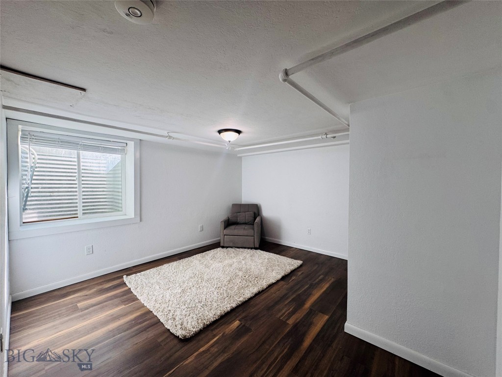 710 S Pacific Street Property Photo 45