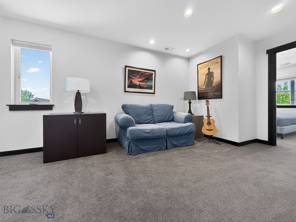 1015 Golden Gate A Property Photo 12