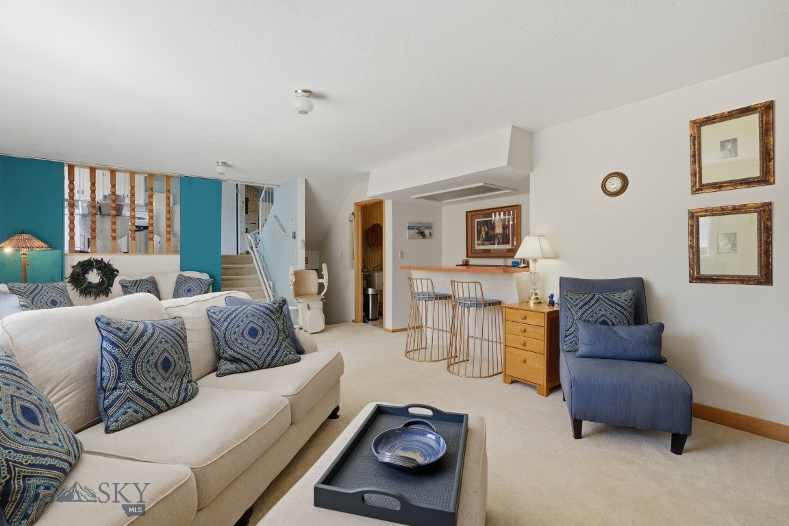 103 E Boulder Court Property Photo 10