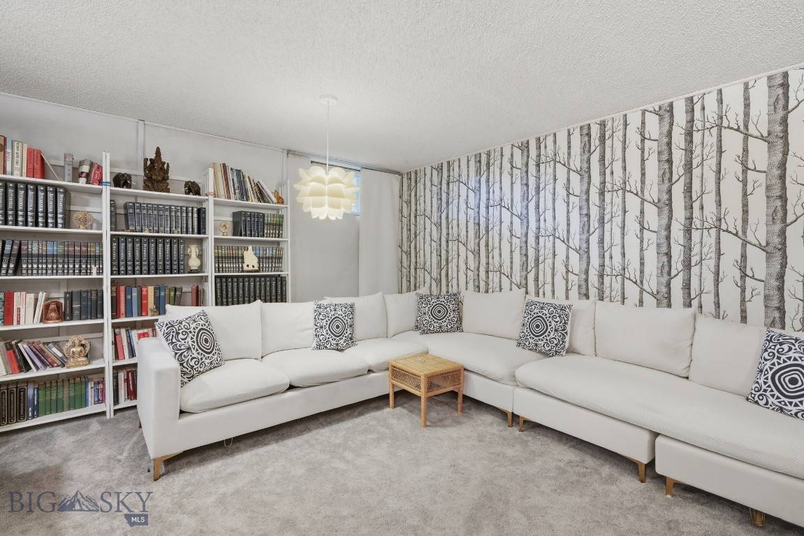 103 E Boulder Court Property Photo 19