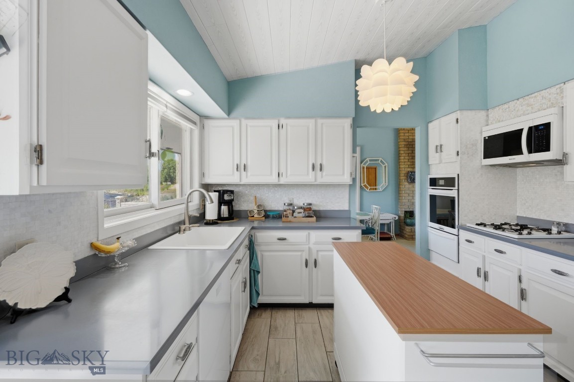103 E Boulder Court Property Photo 31
