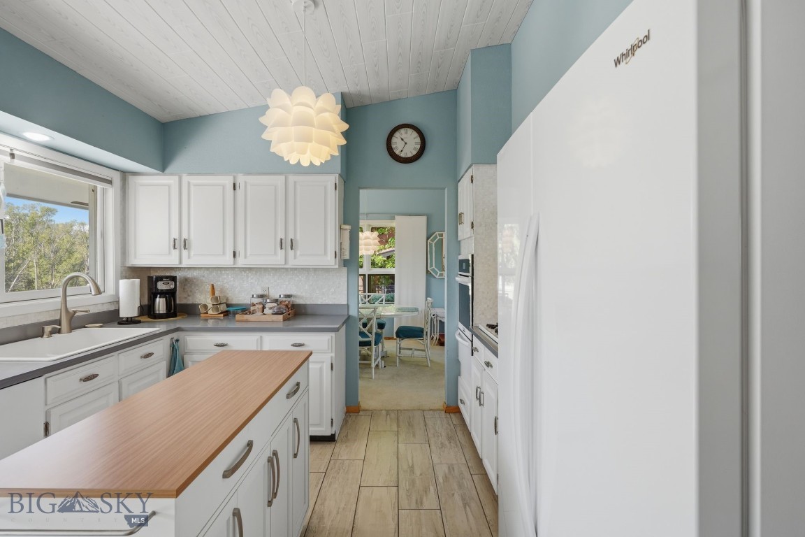 103 E Boulder Court Property Photo 32