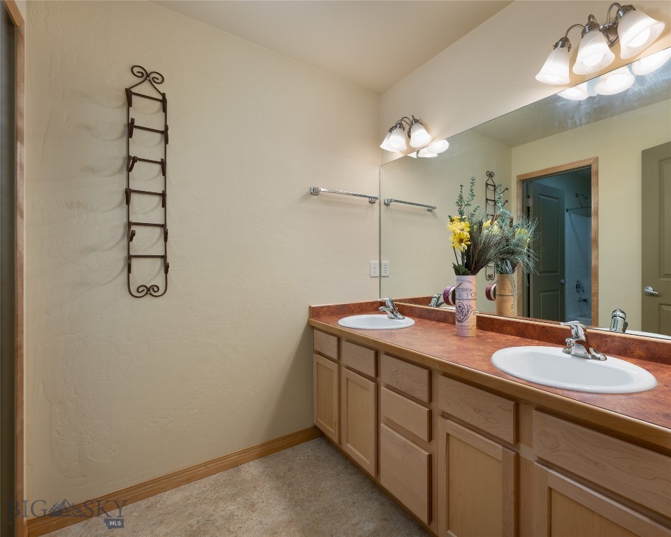2950 Warbler Way C Property Photo 8