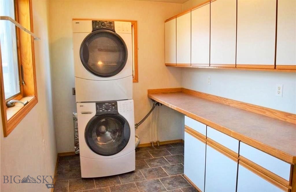 412086 Property Photo 14