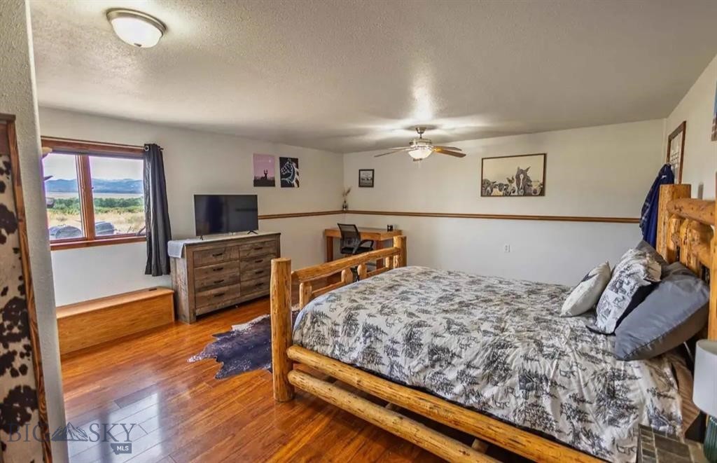 412086 Property Photo 16
