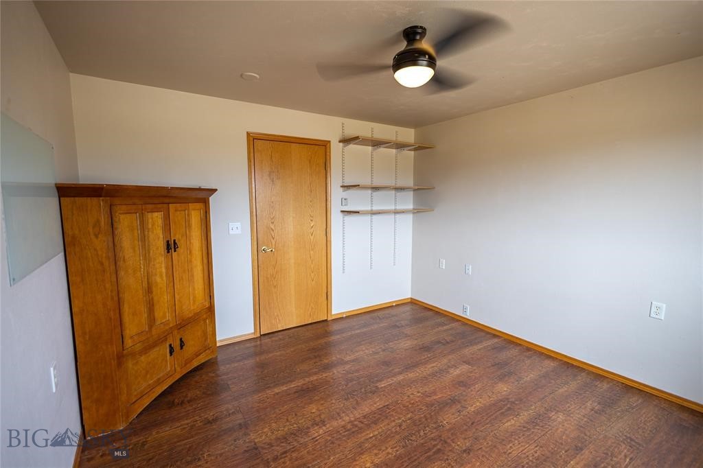 412086 Property Photo 24