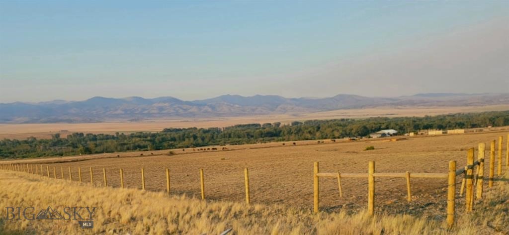 412086 Property Photo 46