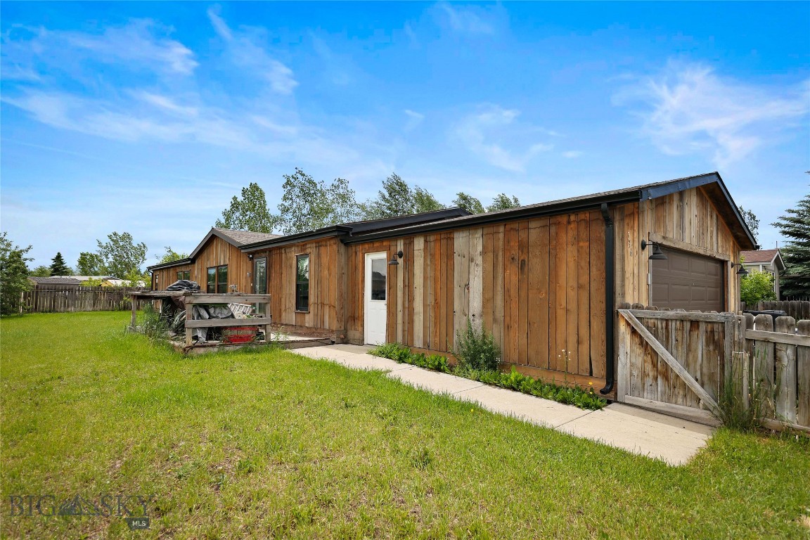 736 Cheery Drive Property Photo 1