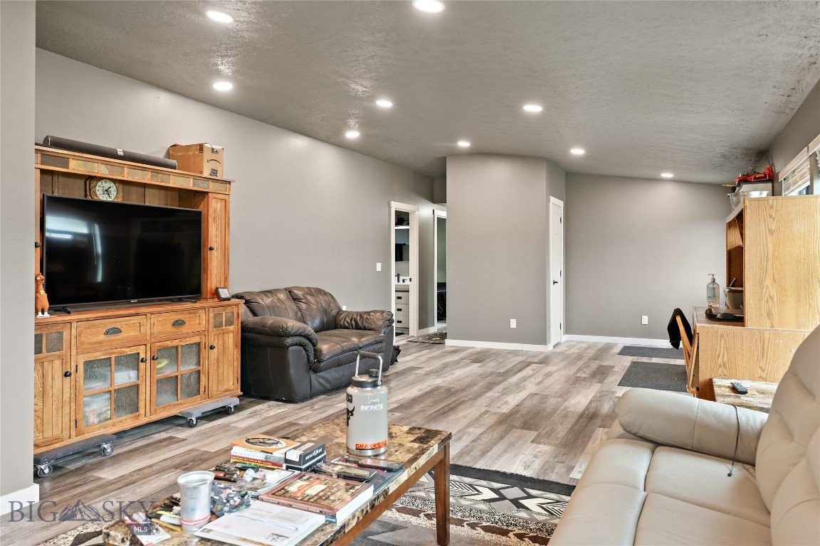 736 Cheery Drive Property Photo 17