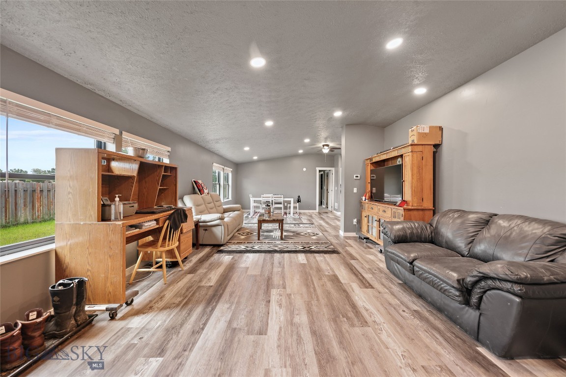 736 Cheery Drive Property Photo 18