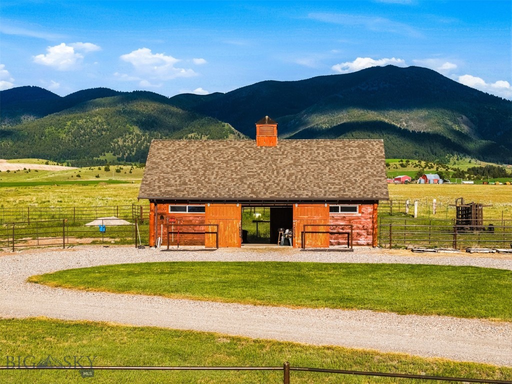 270 Brown Pony Trail Property Photo 64