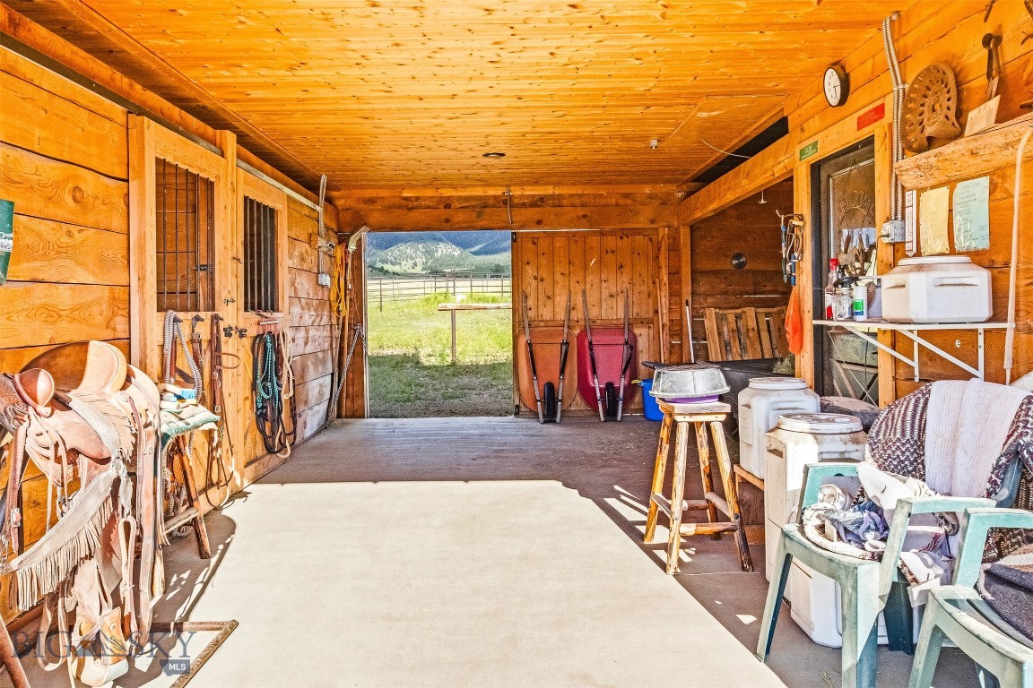 270 Brown Pony Trail Property Photo 65