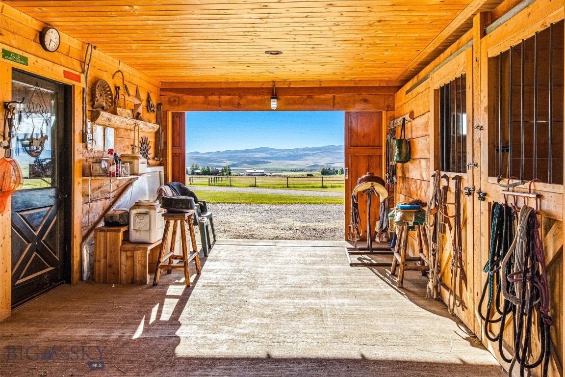 270 Brown Pony Trail Property Photo 66