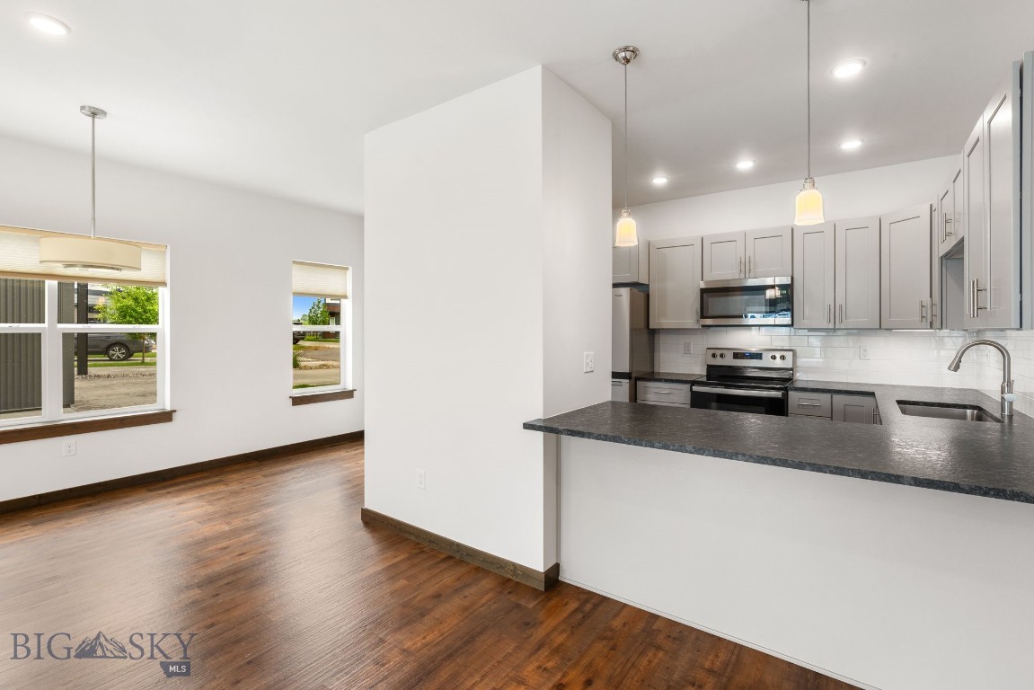 2016 Chipset Street A Property Photo 10