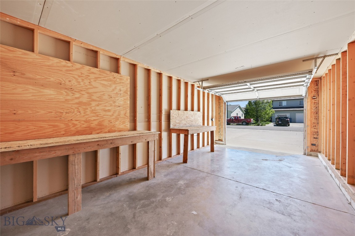 807 Mantle Drive Property Photo 32