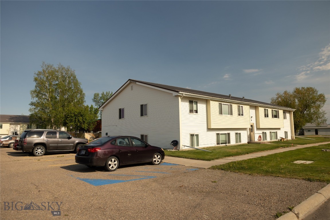 1000 4th Avenue Sw Property Photo 9