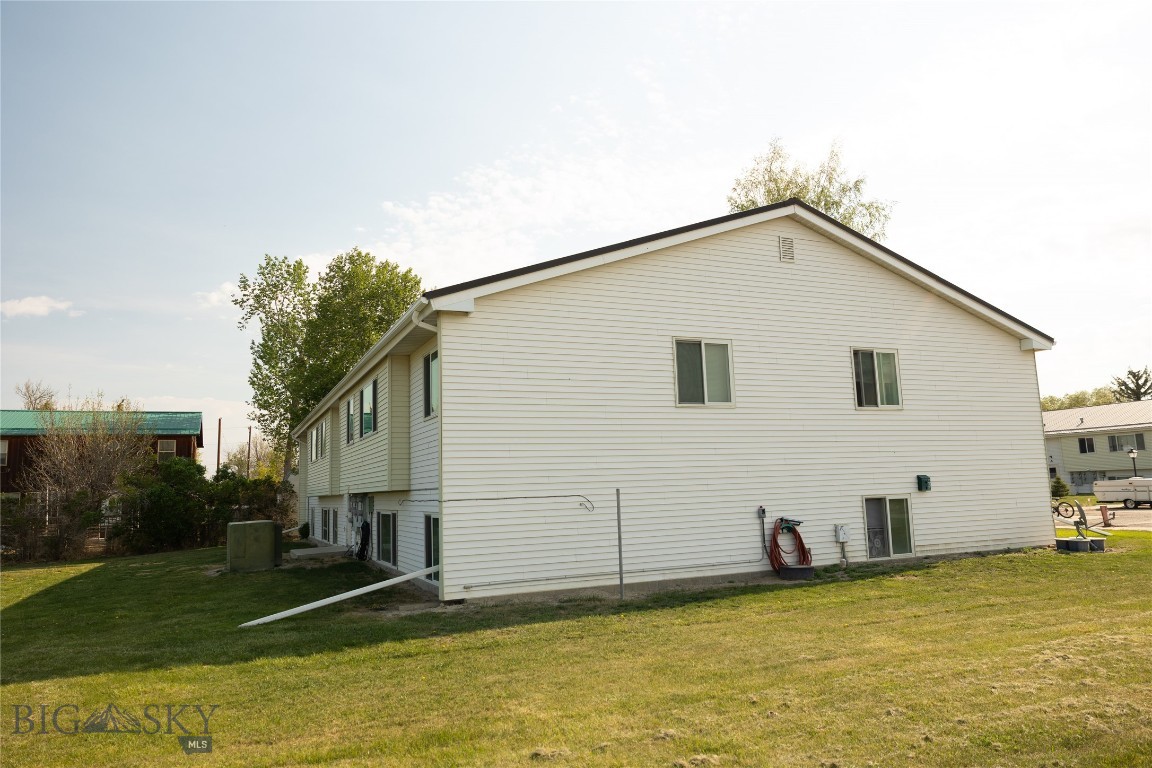 1000 4th Avenue Sw Property Photo 21